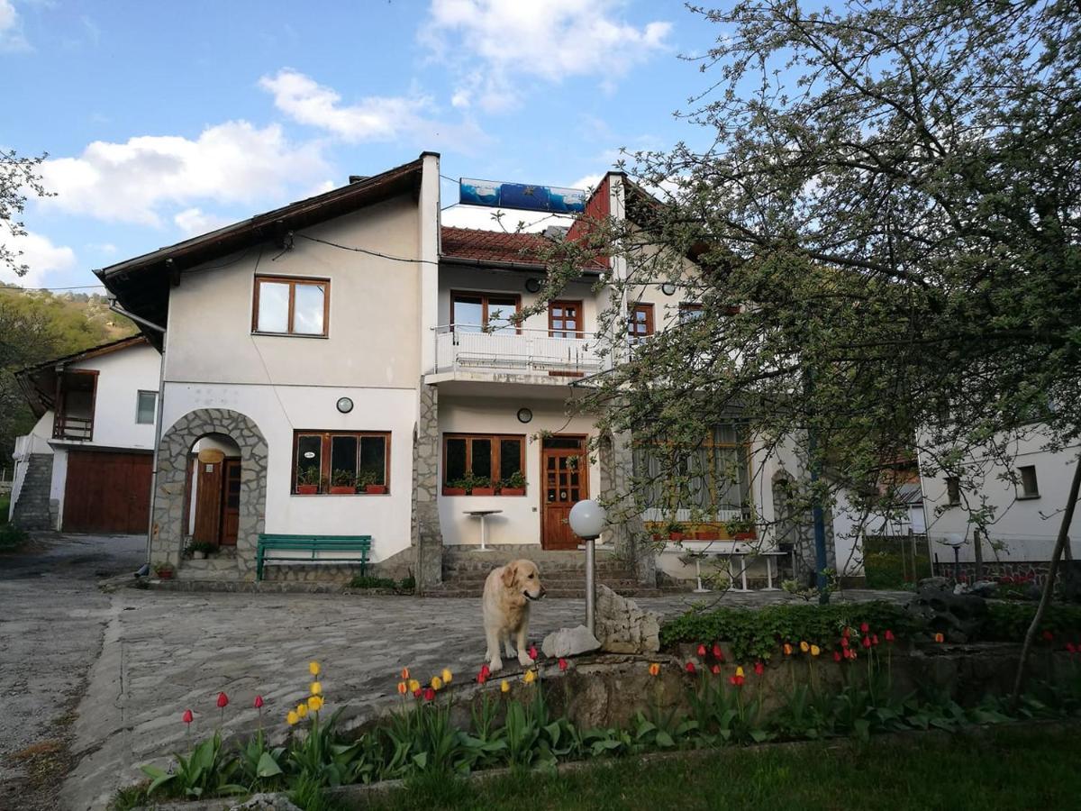 Самостоятелни Стаи В Къща За Гости Балкан Ribarica Exterior photo